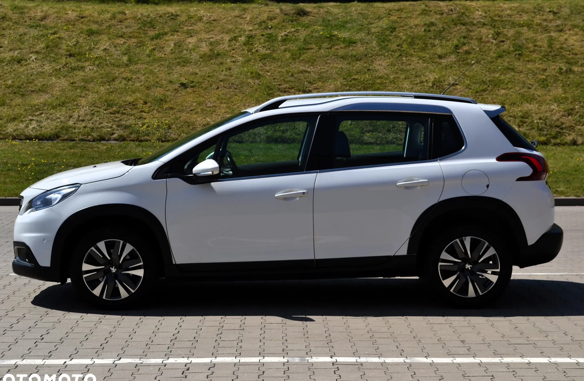 Peugeot 2008 cena 49900 przebieg: 138000, rok produkcji 2018 z Gdańsk małe 781